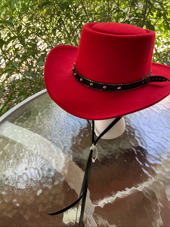 Western Express Accessories - Western Express Inc Women’s COwBOY Hat Red W/ Brown Studded Strap Size 7 1/4